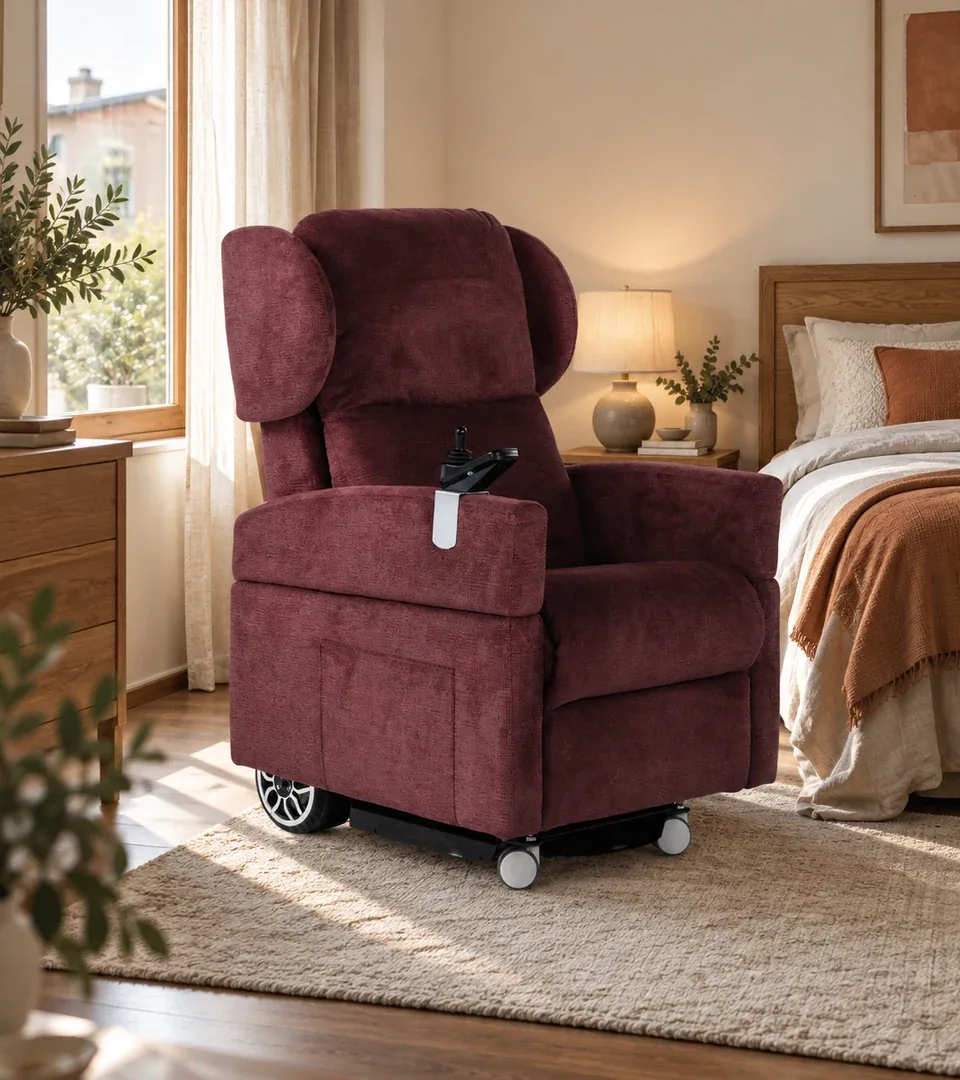 Poltrona alzapersona Mulan bordeaux con ruote e joystick in camera